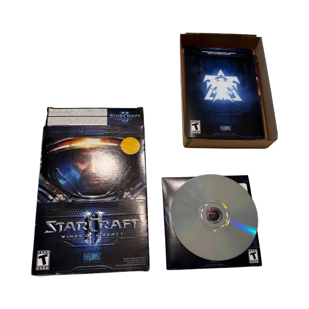 StarCraft II Wings of Liberty PC Game Blizzard Entertainment Complete with Box